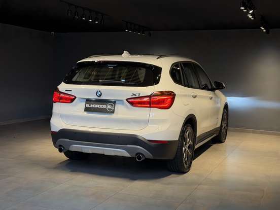 BMW-X1-2017