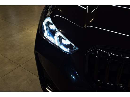 BMW-X1-2024