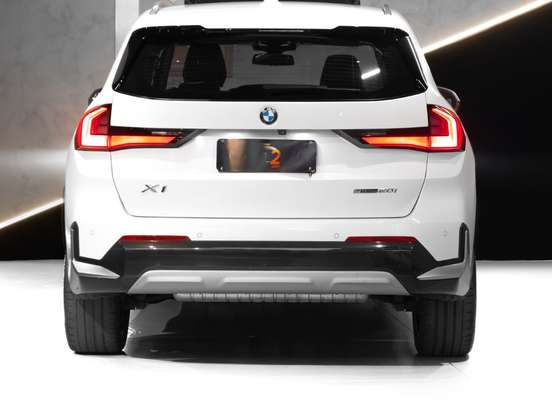 BMW-X1-2.0 16V TURBO GASOLINA SDRIVE20I M SPORT STEPTRONIC BMW-X1-2023