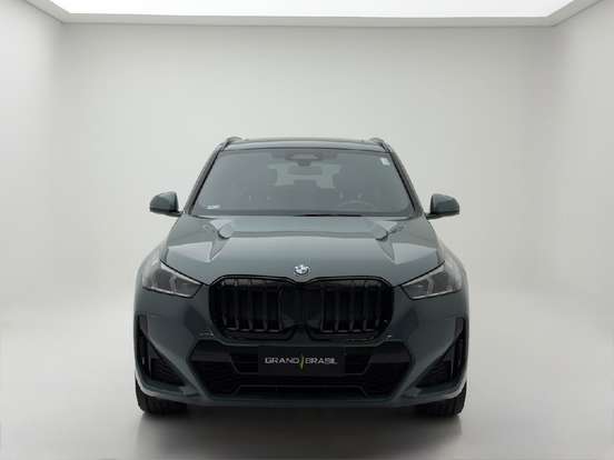 BMW-X1-2025