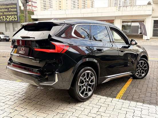 BMW-X1-2.0 16V TURBO GASOLINA SDRIVE20I X-LINE STEPTRONIC BMW-X1-2023