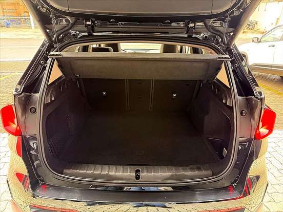 BMW-X1-2.0 16V TURBO GASOLINA SDRIVE20I X-LINE STEPTRONIC BMW-X1-2023