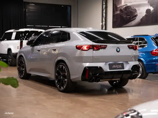 BMW-X2-2024