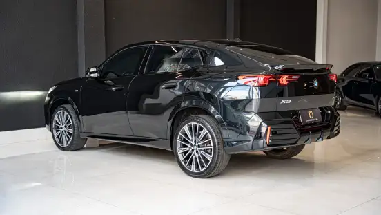 BMW-X2-2024