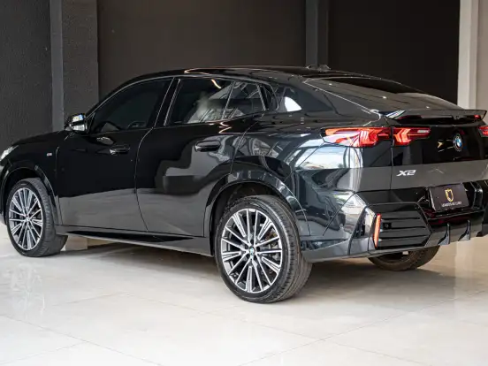 BMW-X2-2.0 TURBO GASOLINA XDRIVE20I M SPORT STEPTRONIC BMW-X2-2024