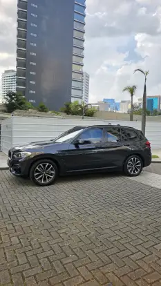 BMW-X3-2021