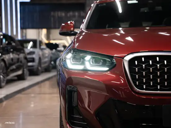 BMW-X4-2021