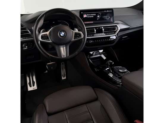 BMW-X4-2022