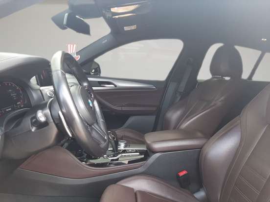 BMW-X4-2019