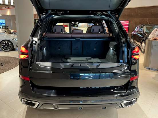 BMW-X5-2025