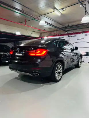 BMW-X6-2017