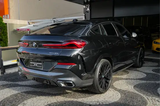 BMW-X6-2024