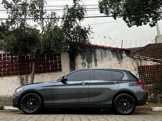 BMW-116i-1.6 16V TURBO GASOLINA 4P AUTOMÁTICO BMW-116i-2014