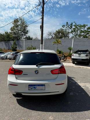 BMW-120i-2016