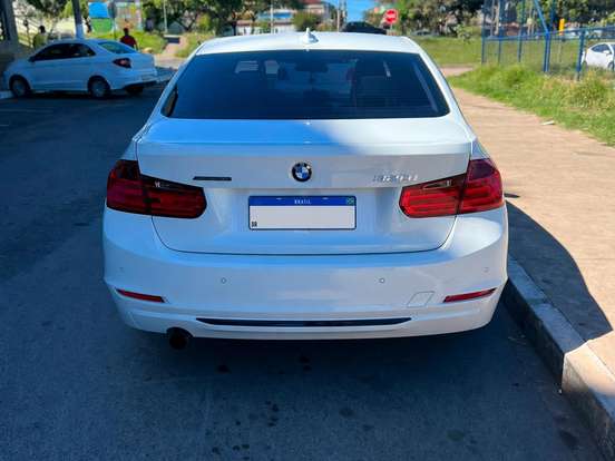BMW-320i-2.0 SPORT 16V TURBO ACTIVE FLEX 4P AUTOMÁTICO BMW-320i-2015