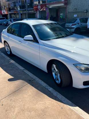 BMW-320i-2015
