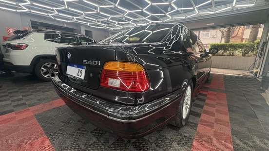 BMW-540i-4.4 PROTECTION SEDAN V8 32V GASOLINA 4P AUTOMÁTICO BMW-540i-2001