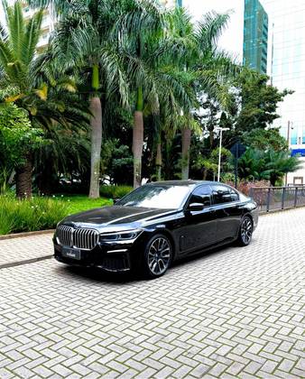 BMW 745Le 3.0 TWINPOWER HÍBRIDO M SPORT AUTOMÁTICO