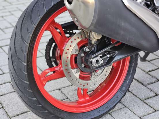 BMW-G 310 R-2024