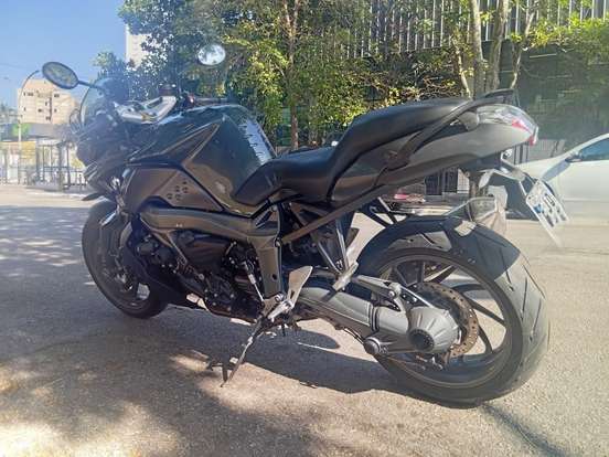 BMW-K 1300 R BMW-K 1300 R-2010