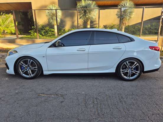 BMW-M 235i-2021