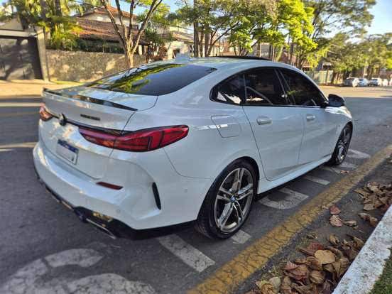 BMW-M 235i-2021