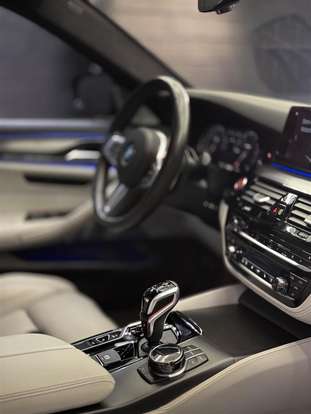 BMW-M5-4.4 V8 TWIN POWER M XDRIVE STEPTRONIC BMW-M5-2019