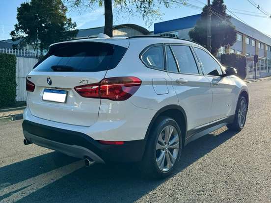 BMW-X1-2.0 16V TURBO ACTIVEFLEX SDRIVE20I 4P AUTOMÁTICO BMW-X1-2017