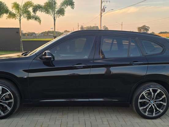 BMW-X1-2.0 16V TURBO ACTIVEFLEX SDRIVE20I M SPORT 4P AUTOMÁTICO BMW-X1-2021