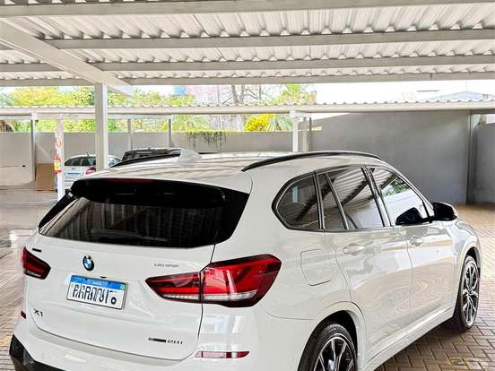 BMW-X1-2.0 16V TURBO ACTIVEFLEX SDRIVE20I M SPORT PLUS 4P AUTOMÁTICO BMW-X1-2022