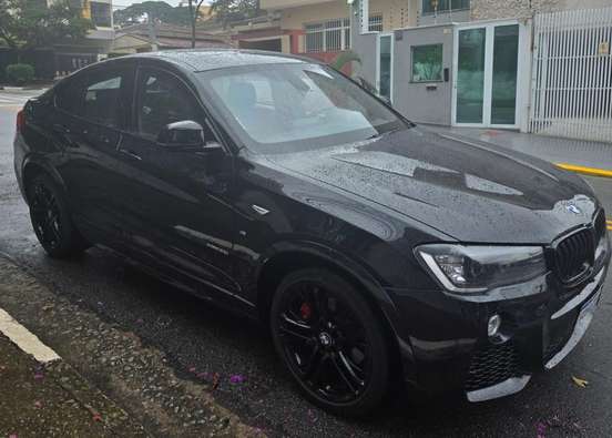 BMW-X4-2015