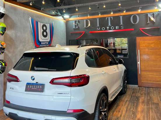 BMW-X5-3.0 4X4 30D I6 TURBO DIESEL 4P AUTOMÁTICO BMW-X5-2019