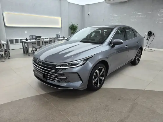 BYD KING 1.5 DM-I PHEV GS AUTOMÁTICO