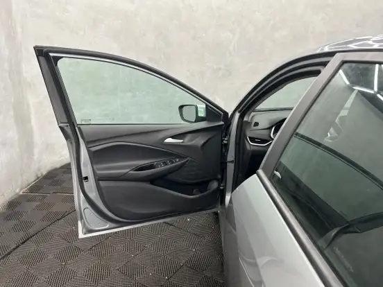 CHEVROLET-ONIX-2025