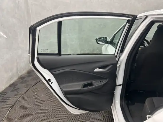 CHEVROLET-ONIX-2025