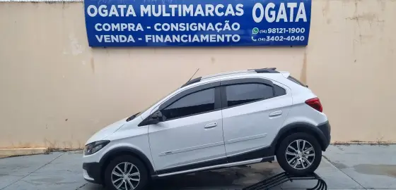 CHEVROLET ONIX 1.4 MPFI ACTIV 8V FLEX 4P AUTOMÁTICO