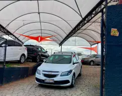 CHEVROLET ONIX 1.4 MPFI LT 8V FLEX 4P MANUAL CHEVROLET ONIX 1.4 MPFI LT 8V FLEX 4P MANUAL