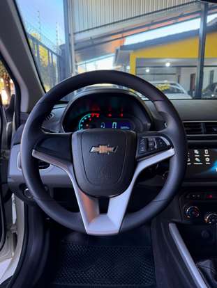 CHEVROLET-ONIX-2017