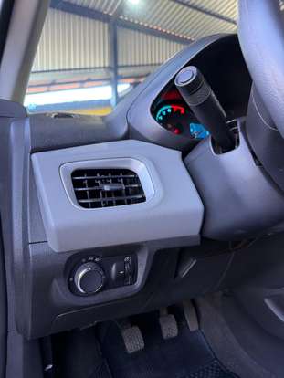 CHEVROLET-ONIX-2017
