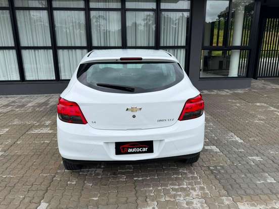 CHEVROLET-ONIX-2014