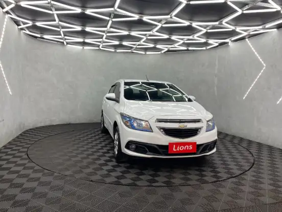 CHEVROLET-PRISMA-2015