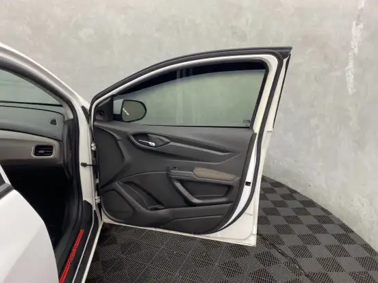 CHEVROLET-PRISMA-2015