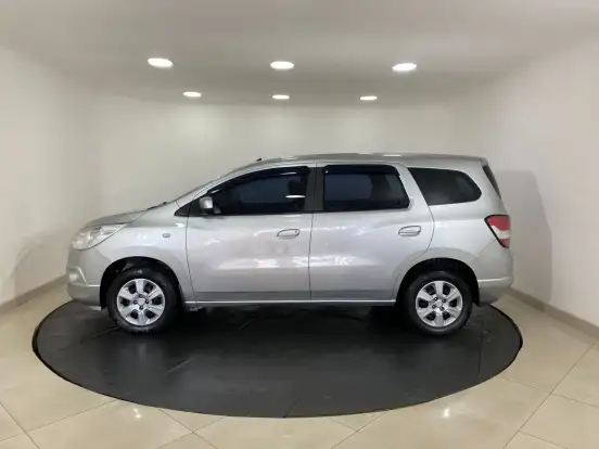 CHEVROLET-SPIN-2013