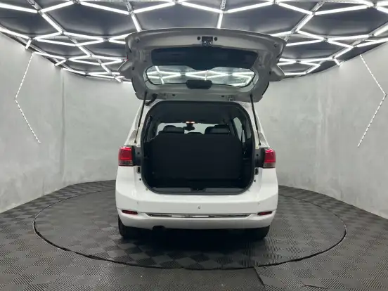 CHEVROLET-SPIN-2023
