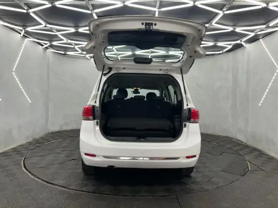 CHEVROLET-SPIN-2023