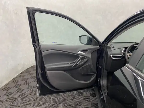 CHEVROLET-TRACKER-2022