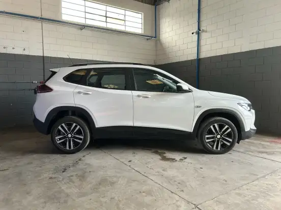 CHEVROLET-TRACKER-2024