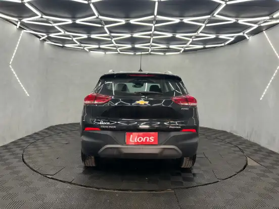 CHEVROLET-TRACKER-2025