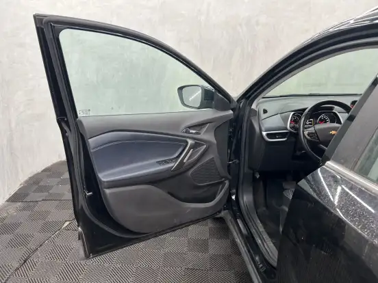 CHEVROLET-TRACKER-2025