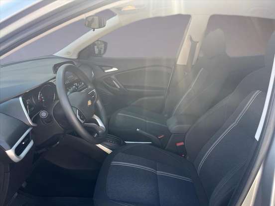 CHEVROLET-TRACKER-2024